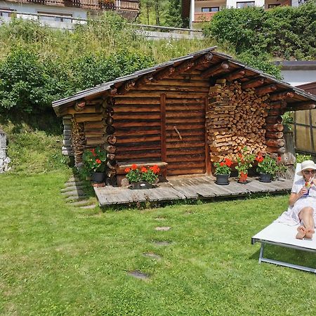 Garni Cir Hotell Santa Cristina Val Gardena Exteriör bild