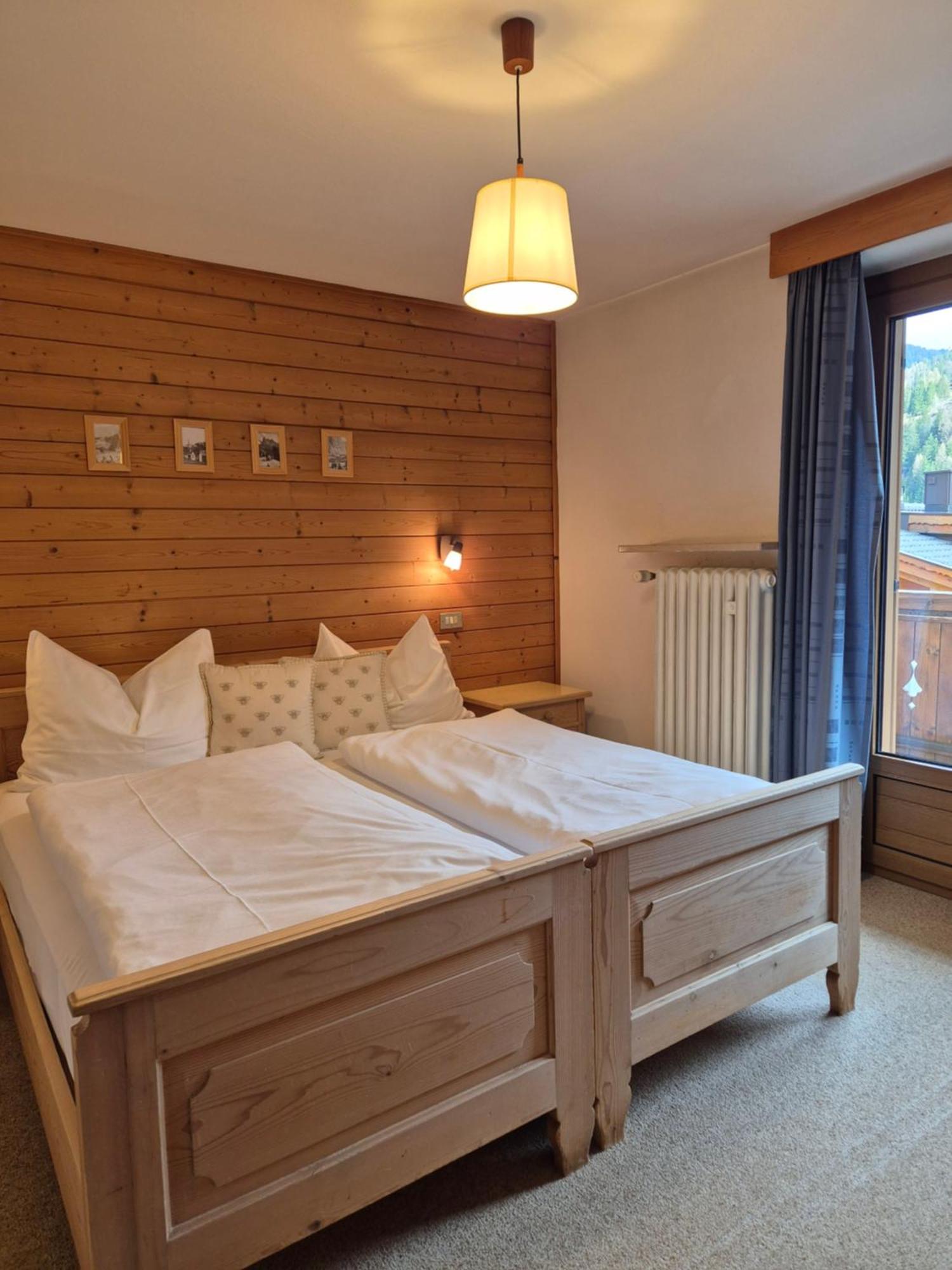 Garni Cir Hotell Santa Cristina Val Gardena Exteriör bild